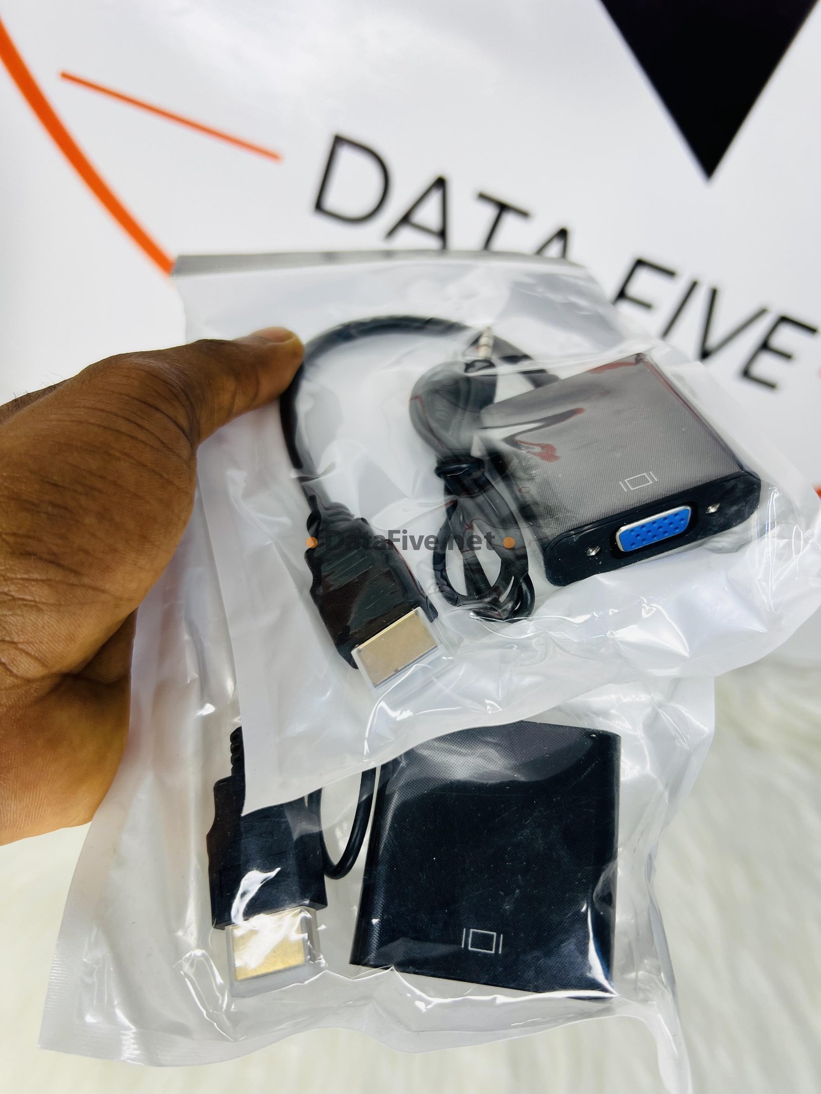 Adaptateur HDMI à VGA
