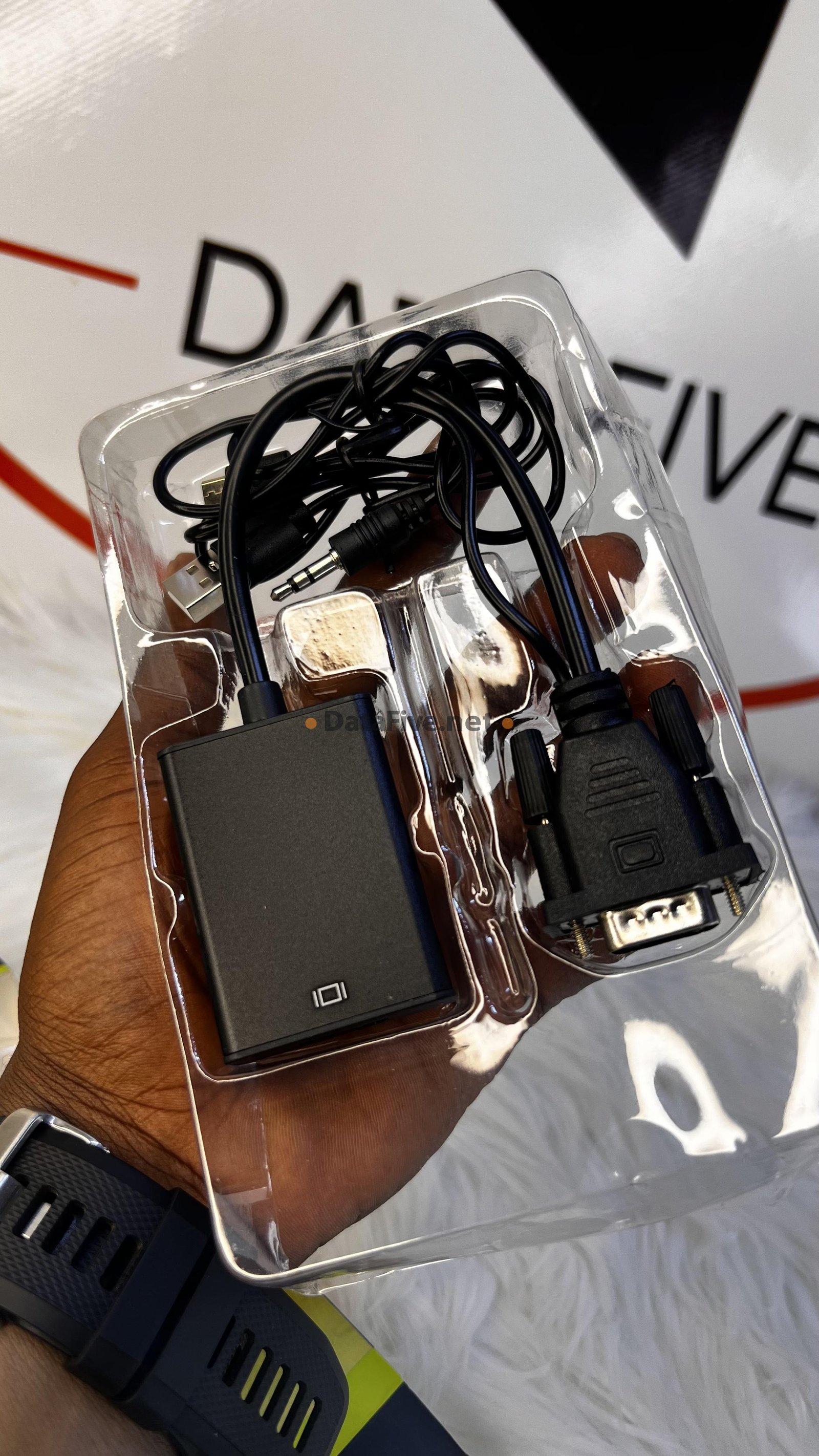 Adaptateur VGA male a HDMI Femelle (1080)