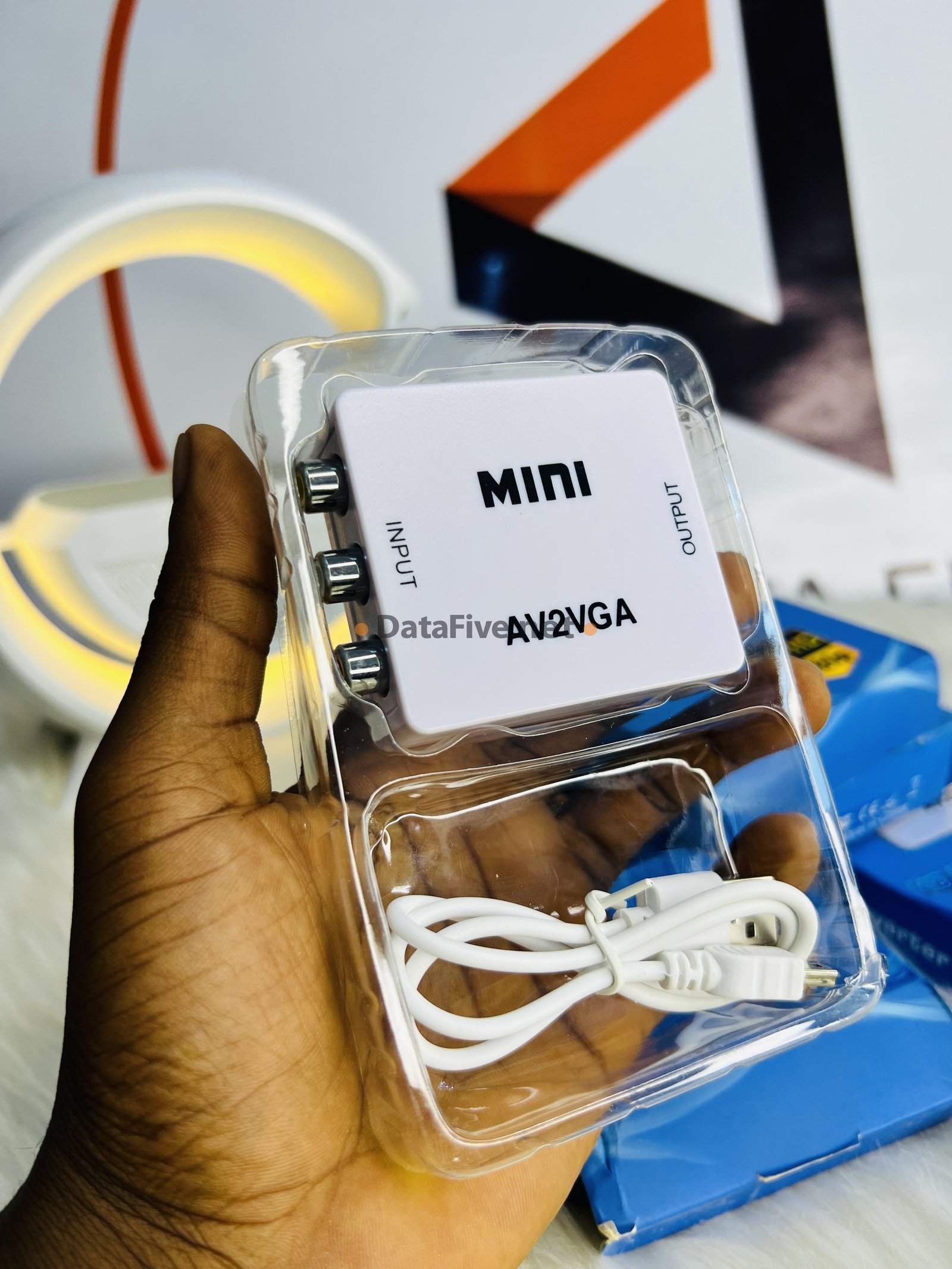 Adaptateur Mini AV2VGA